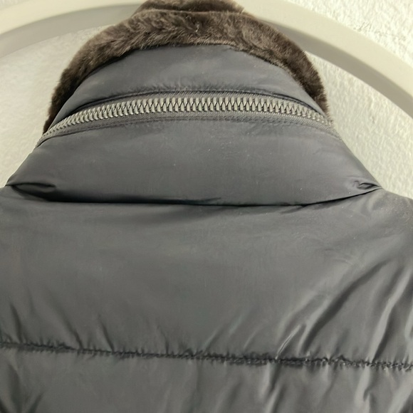 S 13/NYC black puffy jacket w faux fur collar size small, excellent condition - Picture 6 of 8